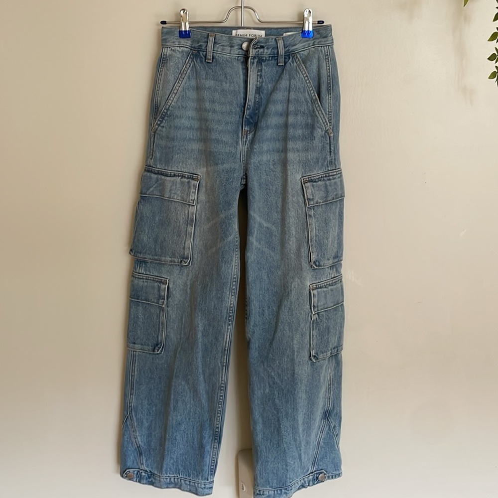 Aritzia Denim Forum the '90s Millie Hi-Rise Cargo Jean